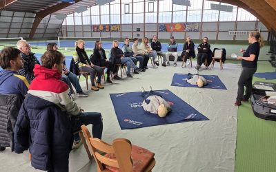 Kurse „Rund um den Defibrillator“ mit den Maltesern im Rems-Murr-Kreis